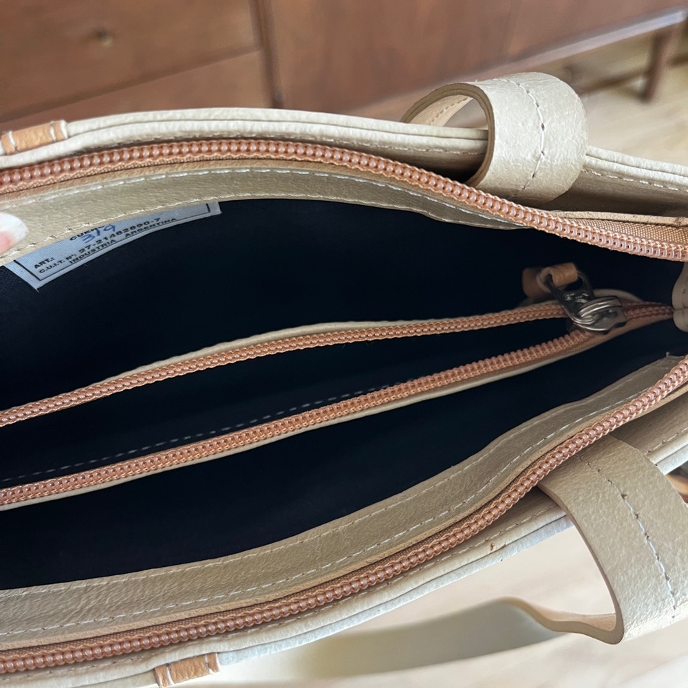 Chabeli leather purse Two-Tone beige caramel and ivory cream - Picture 9 of 10